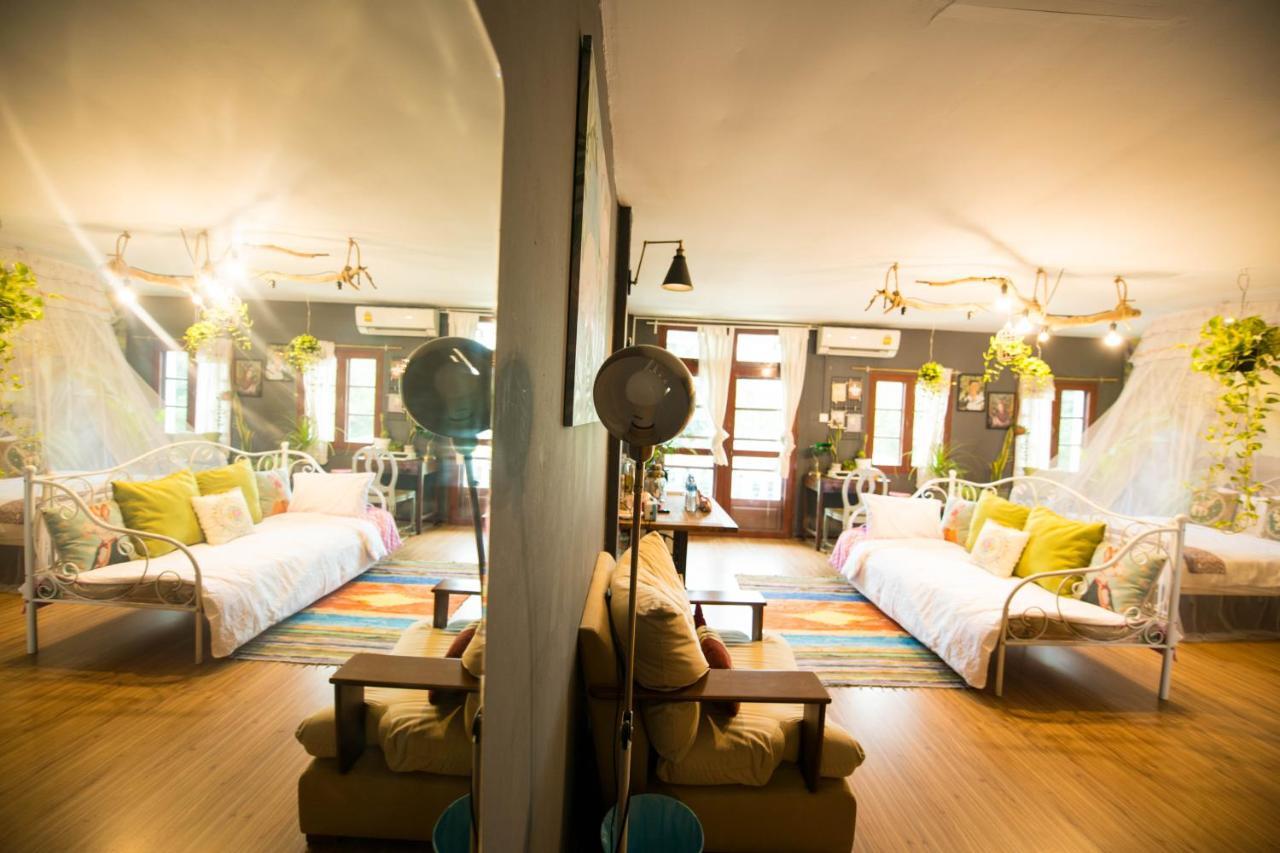 Nego Home Ancient Inn Bangkok Luaran gambar